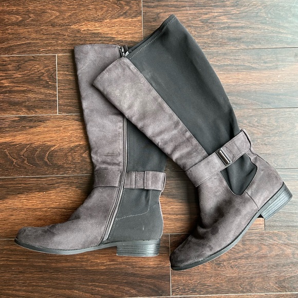 Lane Bryant tall black boots wide calf 9 wide - Picture 6 of 6